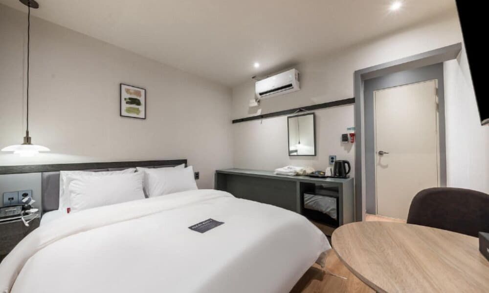 POHANG MANSION 6 HOTEL Premium Double Room 8