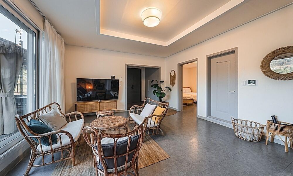 Chuncheon bali 376 Suite 6