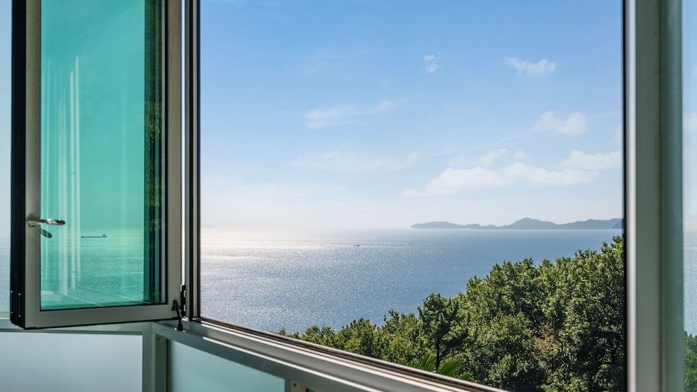 Namhae Briant Oceanview Spa Pension Basic Room, 1 Bedroom (A201 (Spa & BBQ/ Half Ocean View/pet))