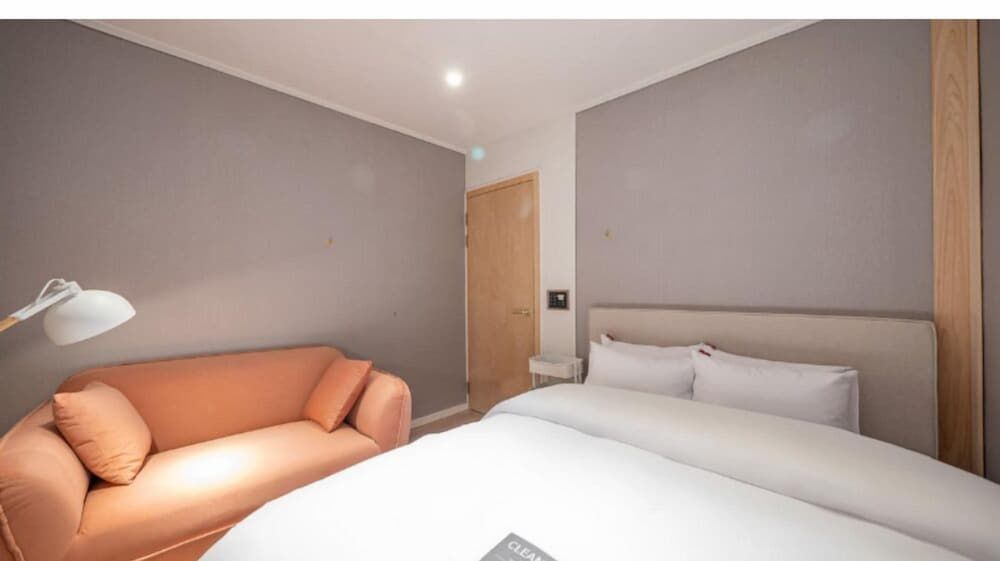 POHANG VILLA DAHLIA Standard Double Room 6