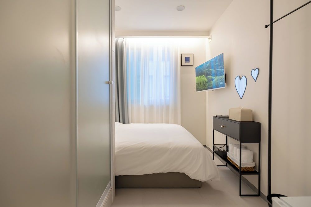 MOREN Seoul Myeongdong Superior Double Room 14