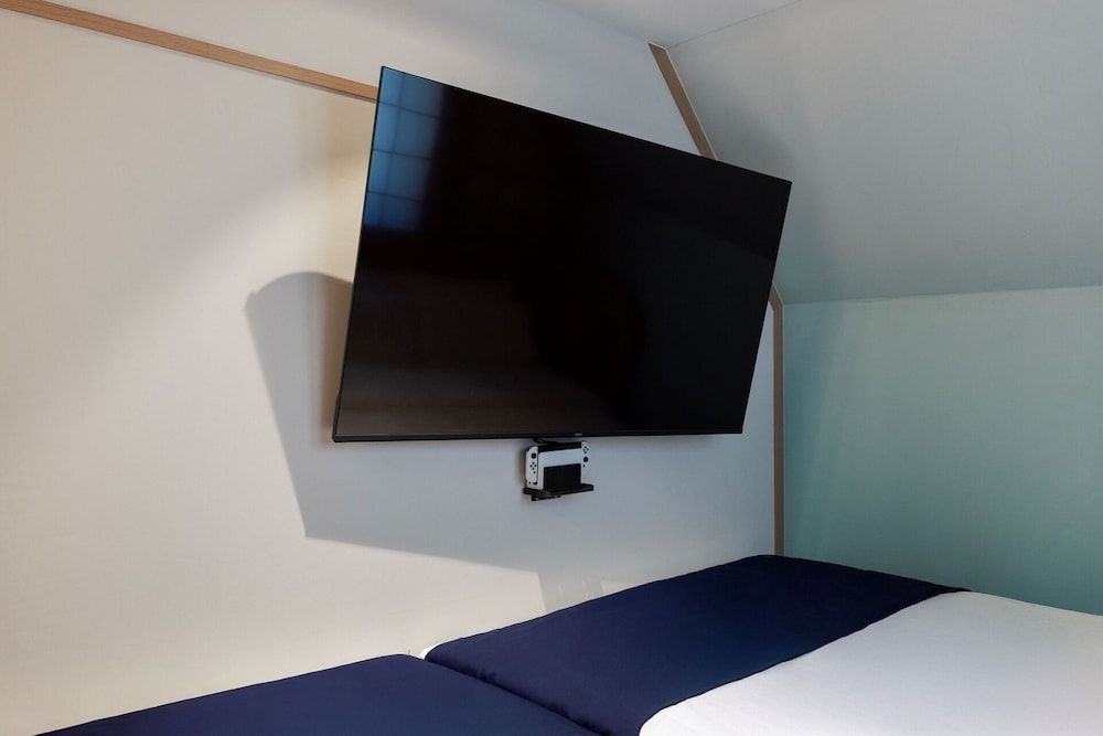 Stay Passport Airplane Guri Premium Economy Class Twin 2