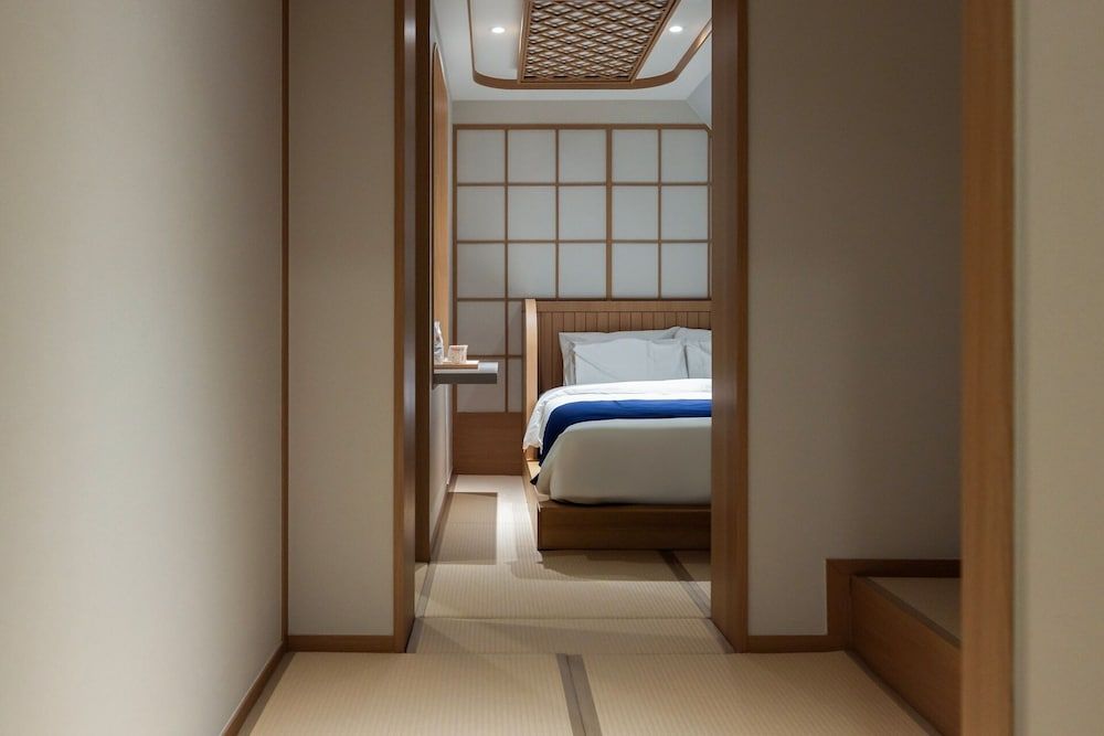 Stay Passport Airplane Guri Business class A 4