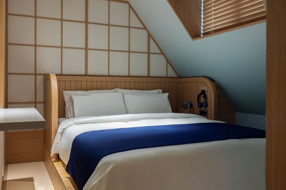 Stay Passport Airplane Guri Business class A 7