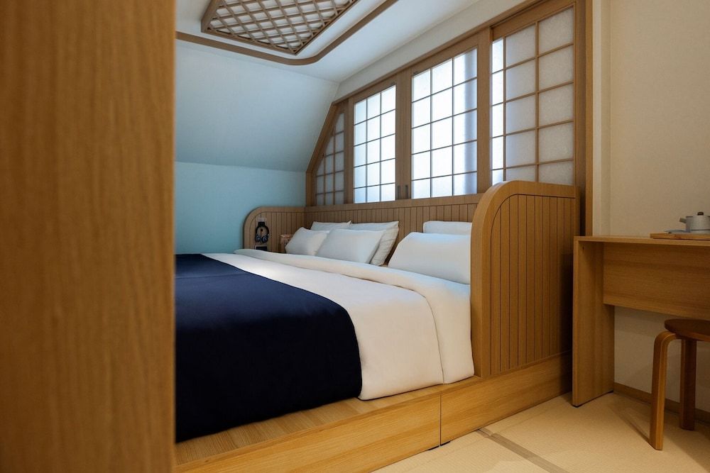 Stay Passport Airplane Guri Premium Economy Class Twin 4