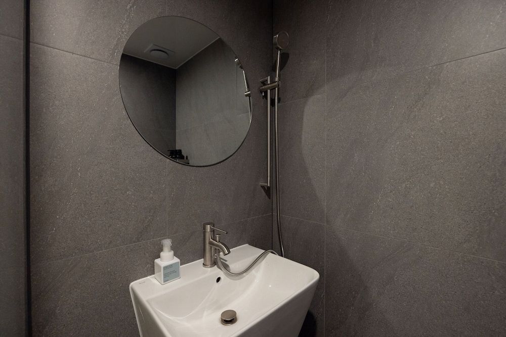 Stay Passport Airplane Guri Premium Economy Class 10