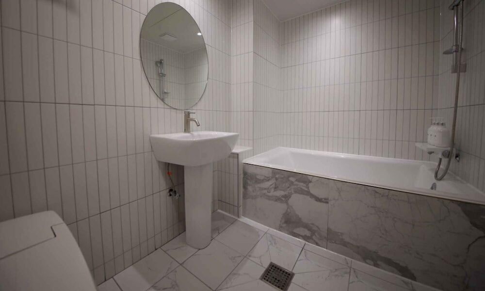 Hey Jecheon Hotel Deluxe Double Room 4