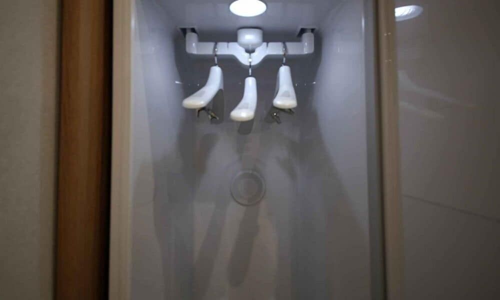 Hey Jecheon Hotel Deluxe Double Room 5