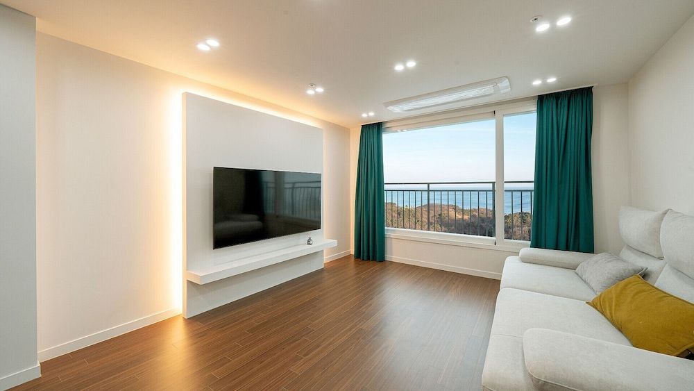 Yeongdeok The Classic Resort Ocean Duplex Suite 4
