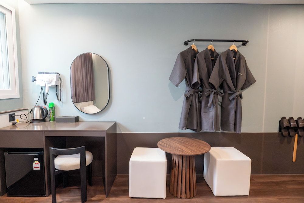 Dongdaemun Tourist Hotel Triple Room 2