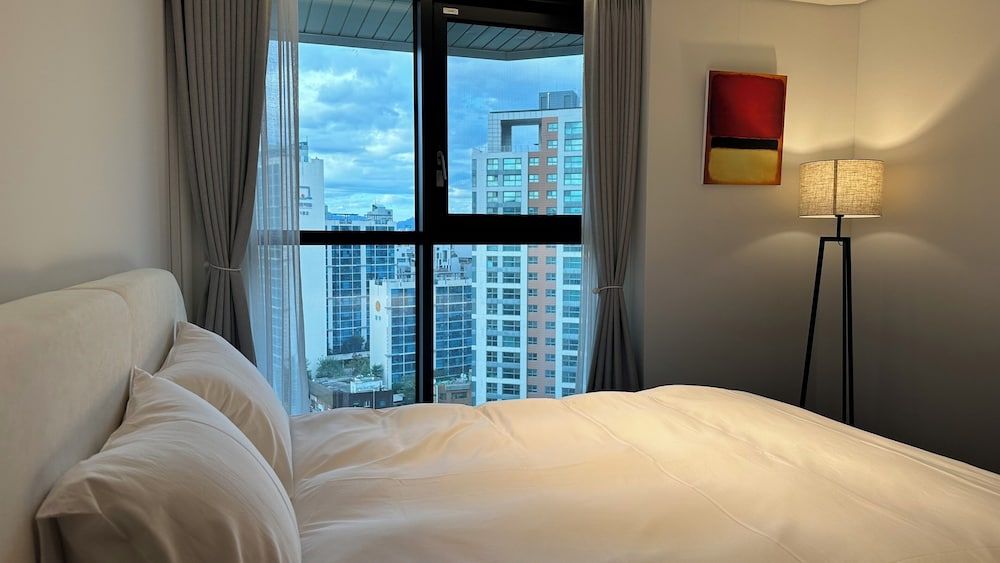 Caelum Black Gangnam Luxury Apt Luxury Apartment, 3 Bedrooms, City View 9