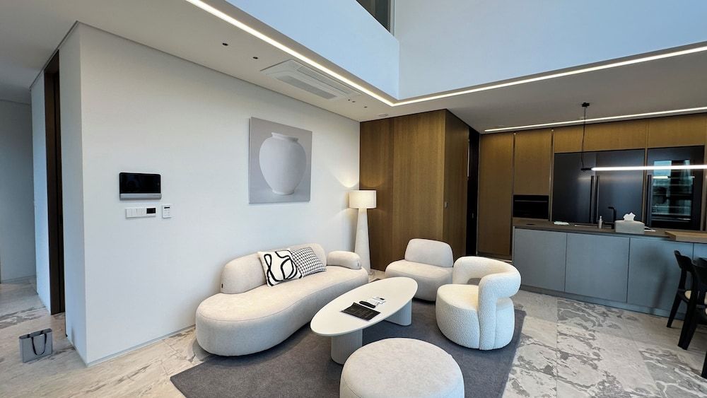 Caelum Black Gangnam Luxury Apt Luxury Apartment, 3 Bedrooms, City View 14