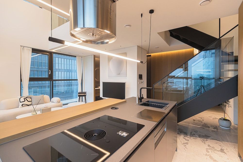 Caelum Black Gangnam Luxury Apt Luxury Apartment, 2 Bedrooms, Balcony, City View 7