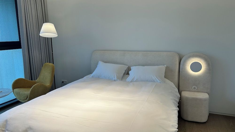 Caelum Black Gangnam Luxury Apt Luxury Apartment, 3 Bedrooms, City View 3