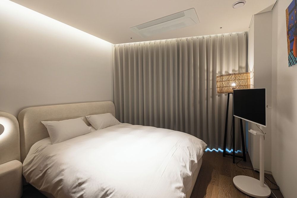 Caelum Black Gangnam Luxury Apt Luxury Apartment, 2 Bedrooms, Balcony, City View 2