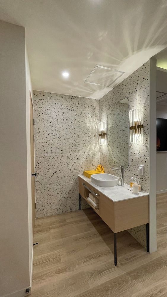 BUTTON HOTEL Yangsan Sports Complex Family Room (One Warm-Water Use Included) 3