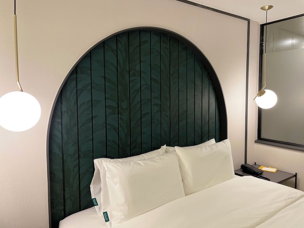 BUTTON HOTEL Yangsan Sports Complex Premium Double Room 2