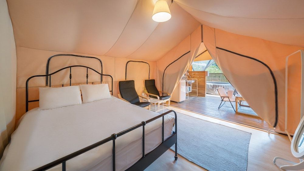 Boeun Ilsanghwa Glamping Basic Room, 1 Bedroom (Outdoor Private Spa107 (Pets Fee)) 10