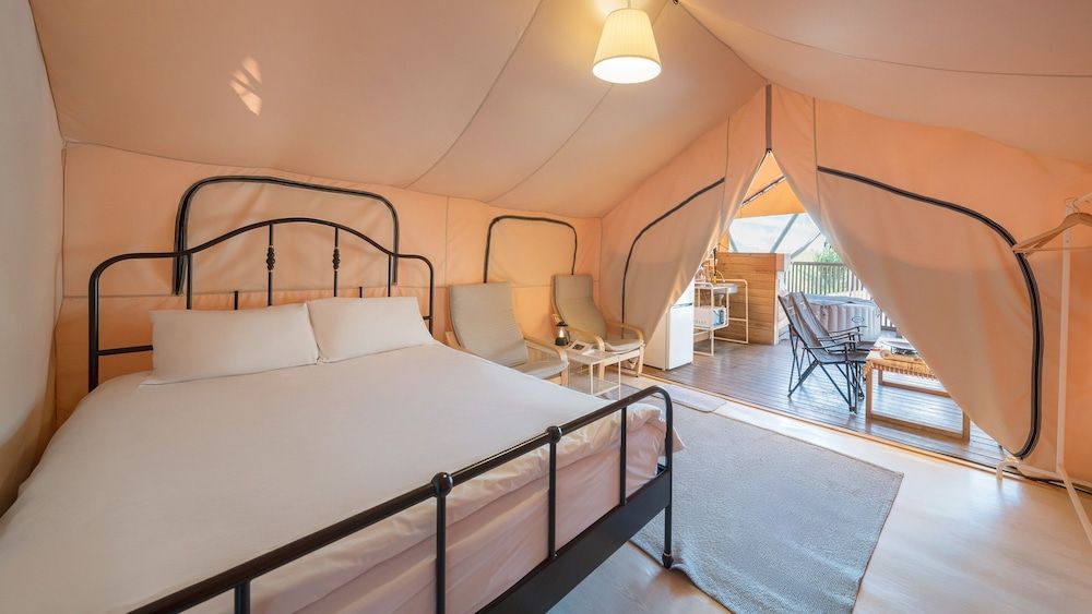 Boeun Ilsanghwa Glamping Basic Room, 1 Bedroom (Open-Air Private Spa 101 (No Pets)) 8