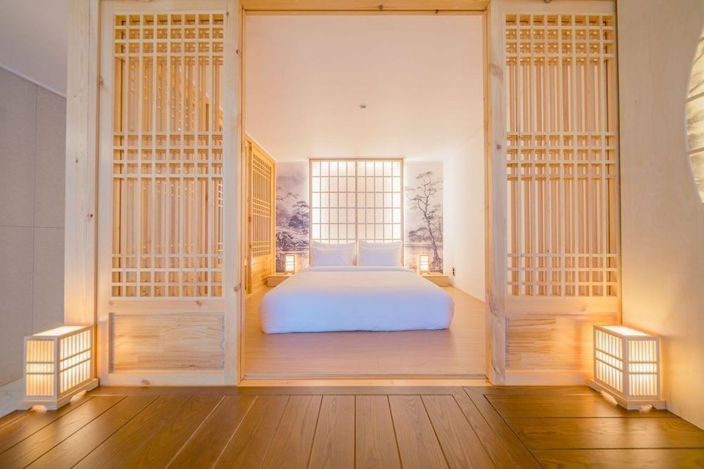 YEONHWAMOON HOTEL BYEONSAN [Breakfast for 2] Luxury Double Room 3