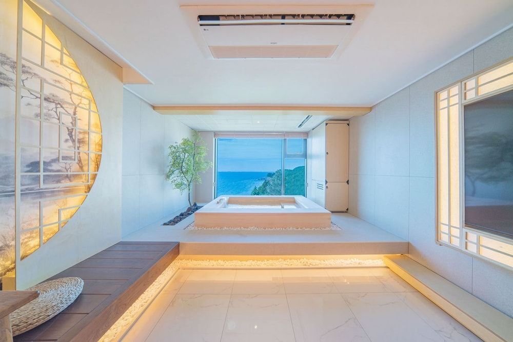 YEONHWAMOON HOTEL BYEONSAN [Breakfast for 2] Luxury Double Room 10