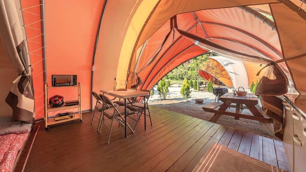 Muju Land Camping Glamping Basic Room, 1 Bedroom (Snowflake Room 6 (Ondol/BBQ)) 3