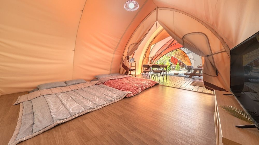 Muju Land Camping Glamping Basic Room, 1 Bedroom (Snowflake Room 6 (Ondol/BBQ)) 5