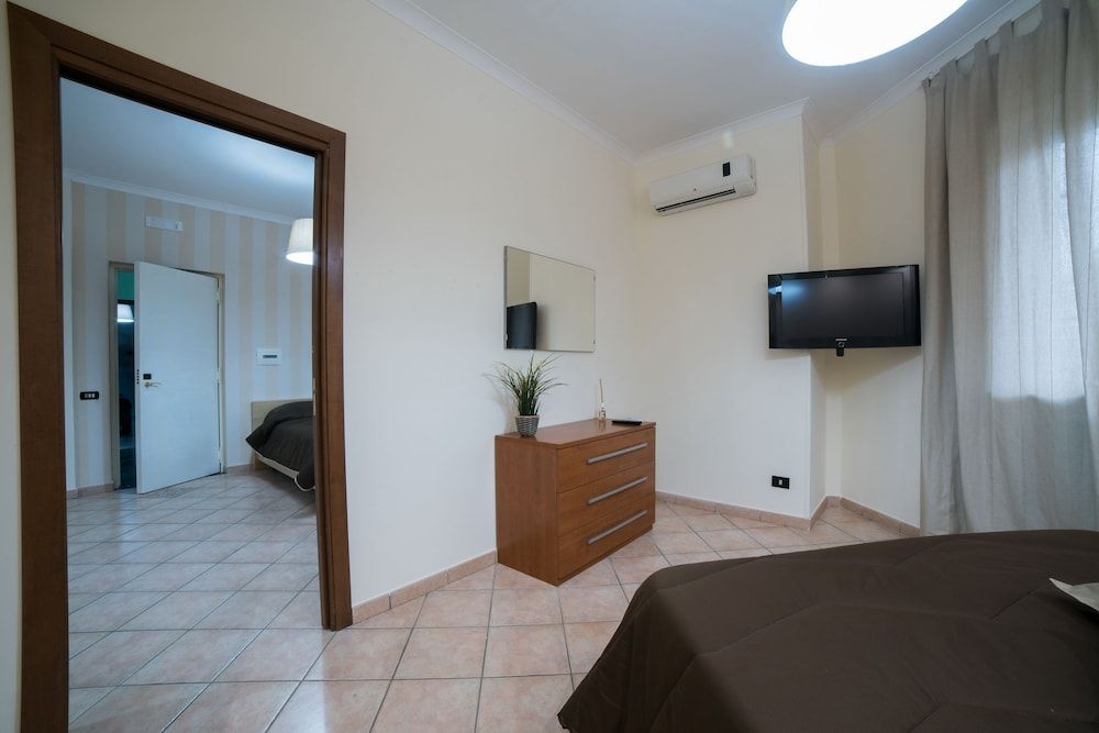 B&B del Sole Deluxe Double or Twin Room, Balcony, Garden View 2