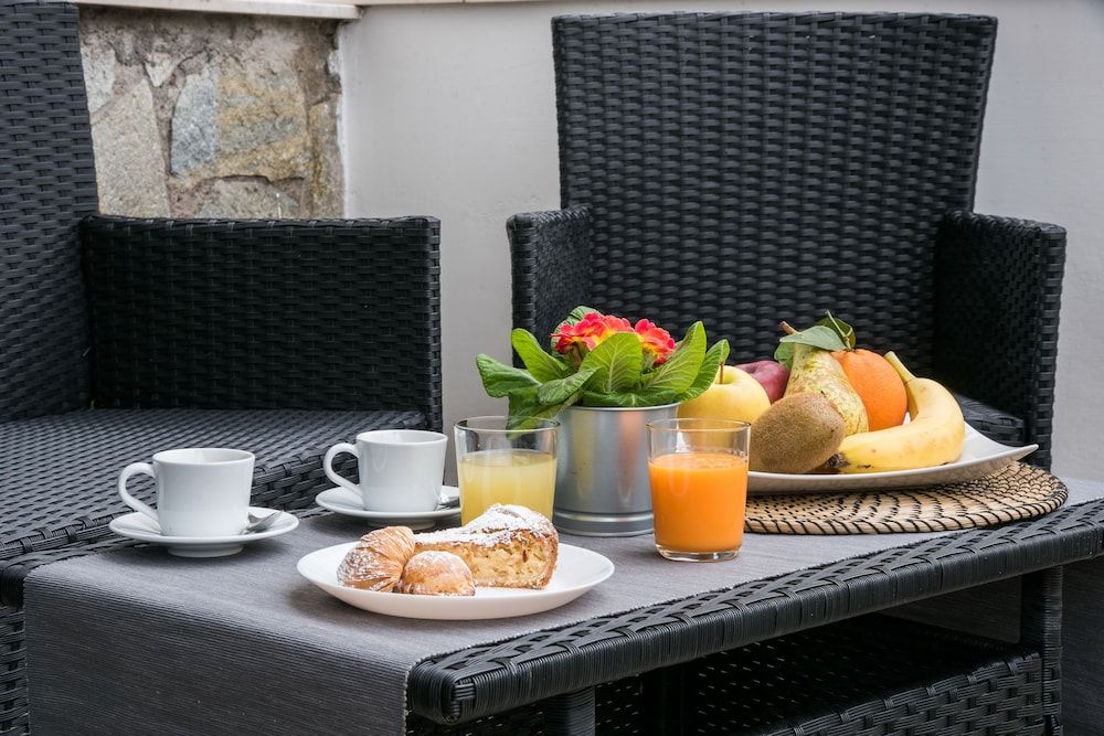 B&B del Sole Deluxe Double or Twin Room, Balcony, Garden View 6