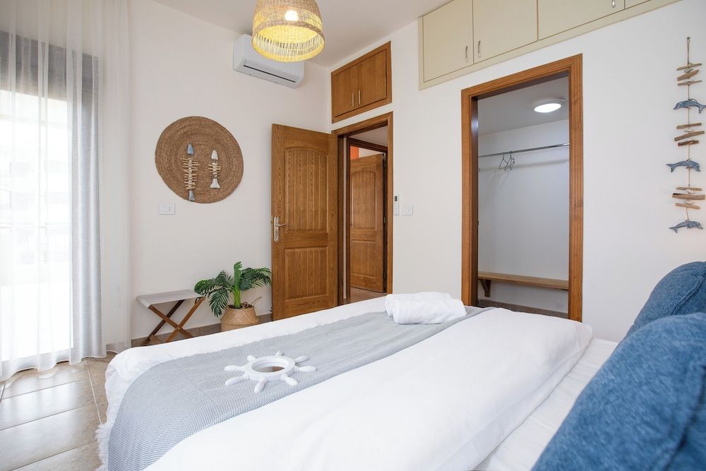 Akl - Chic Apts & Balconies in Batroun Douglas 6