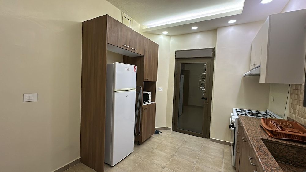 Akl - Chic Apts & Balconies in Batroun Denis 6