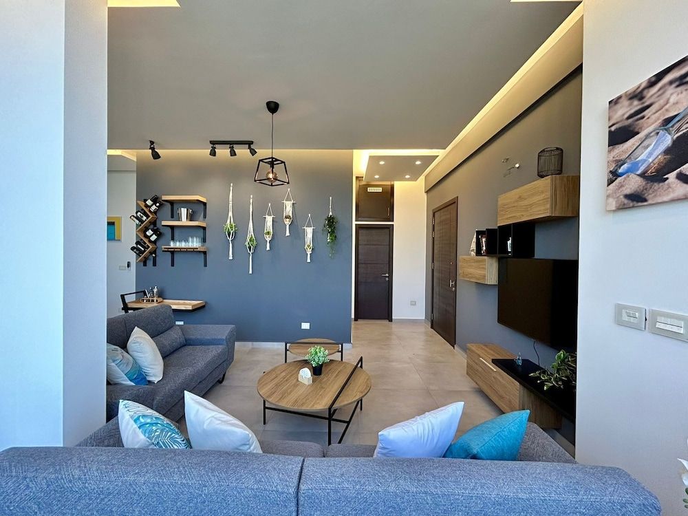 Vista 2-Bedroom Apartment in Batroun Apartment, 2 Bedrooms, Kitchen, Mountain View 31