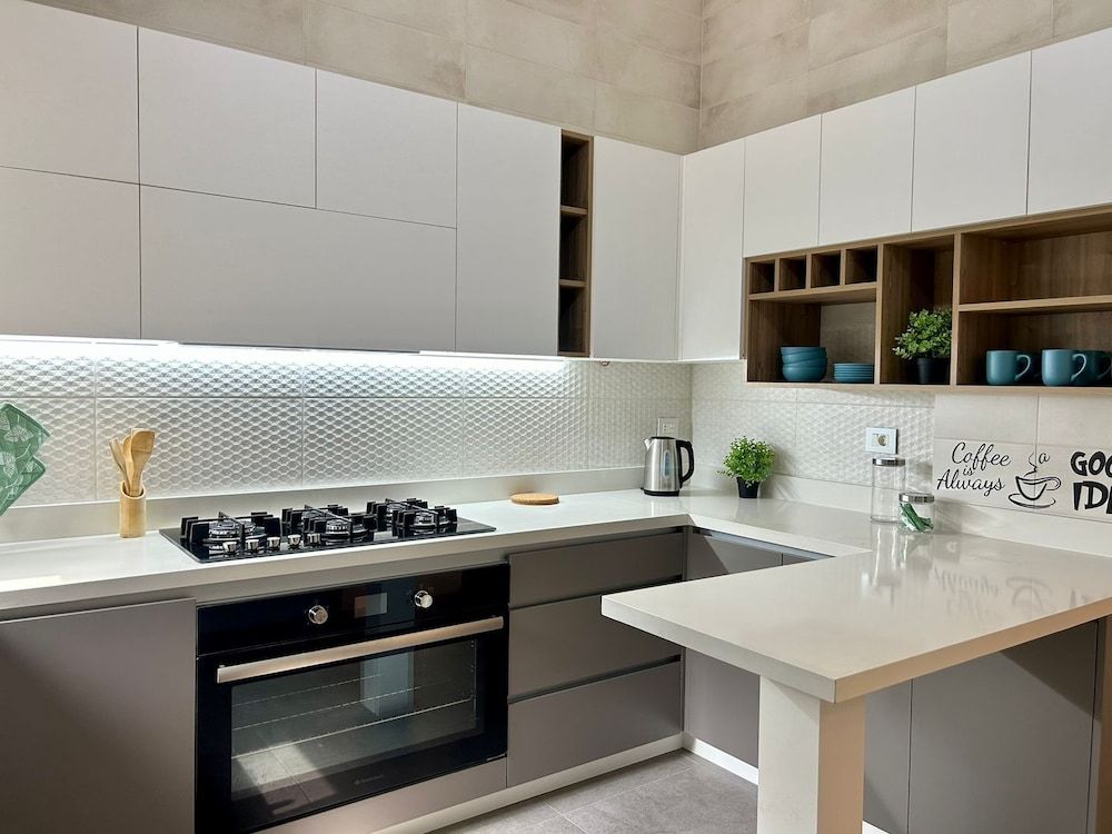 Vista 2-Bedroom Apartment in Batroun Apartment, 2 Bedrooms, Kitchen, Mountain View 22