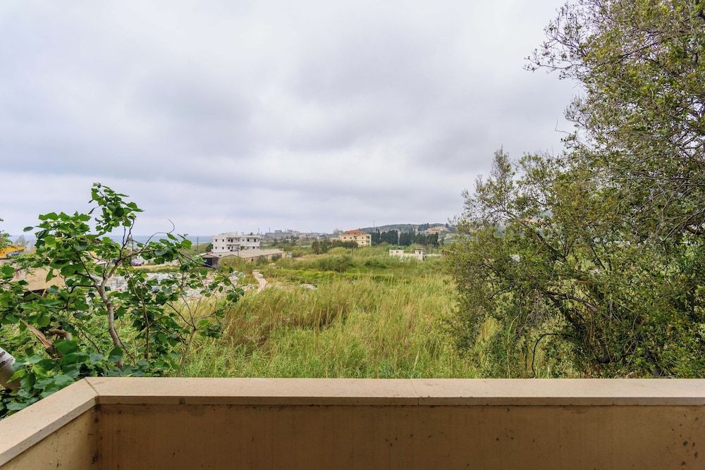 Vista 2-Bedroom Apartment in Batroun Apartment, 2 Bedrooms, Kitchen, Mountain View 40