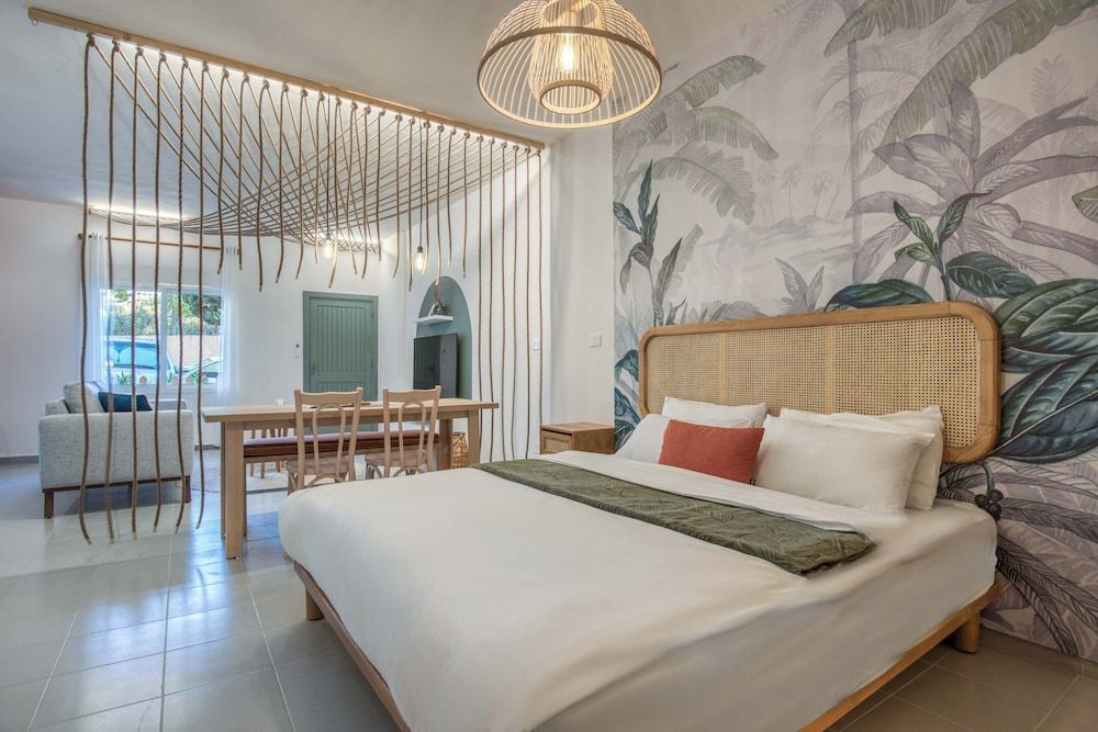 Natura Studio & Balcony in Batroun Studio, 1 Double Bed, Balcony, City View 4