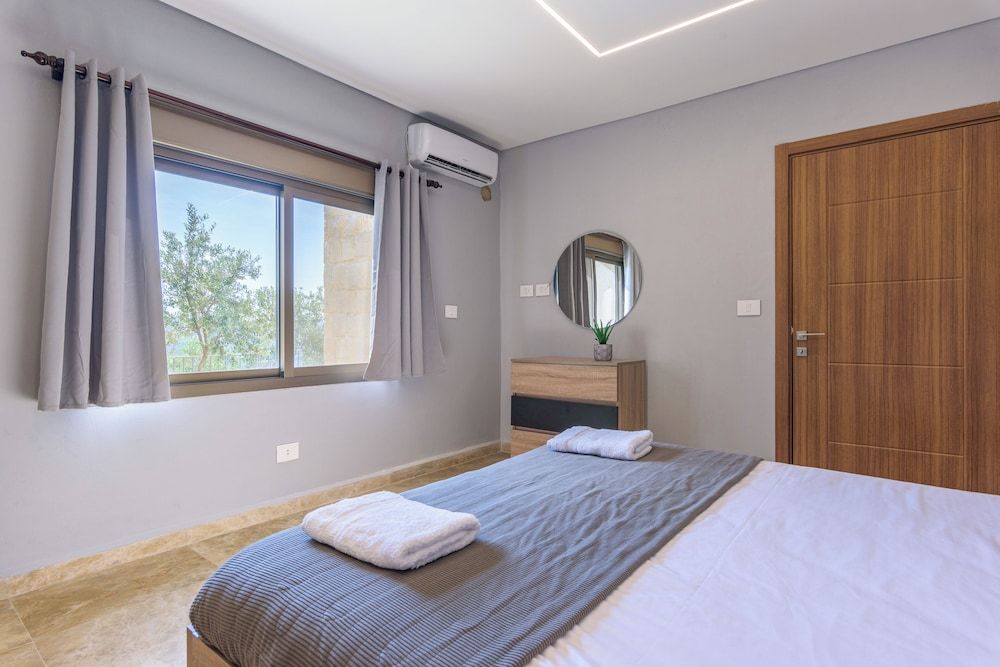 L'Olivier - L'Auberge de Kour - 3-BR Villa W Private Pool Apartment, 3 Bedrooms, Kitchen, Mountain View 8