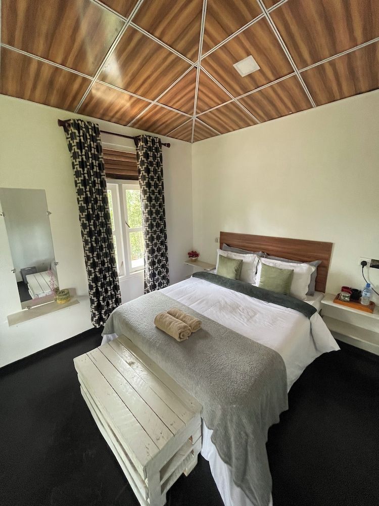 Mountain vibe ella Standard Double Room, Balcony, Mountain View 8