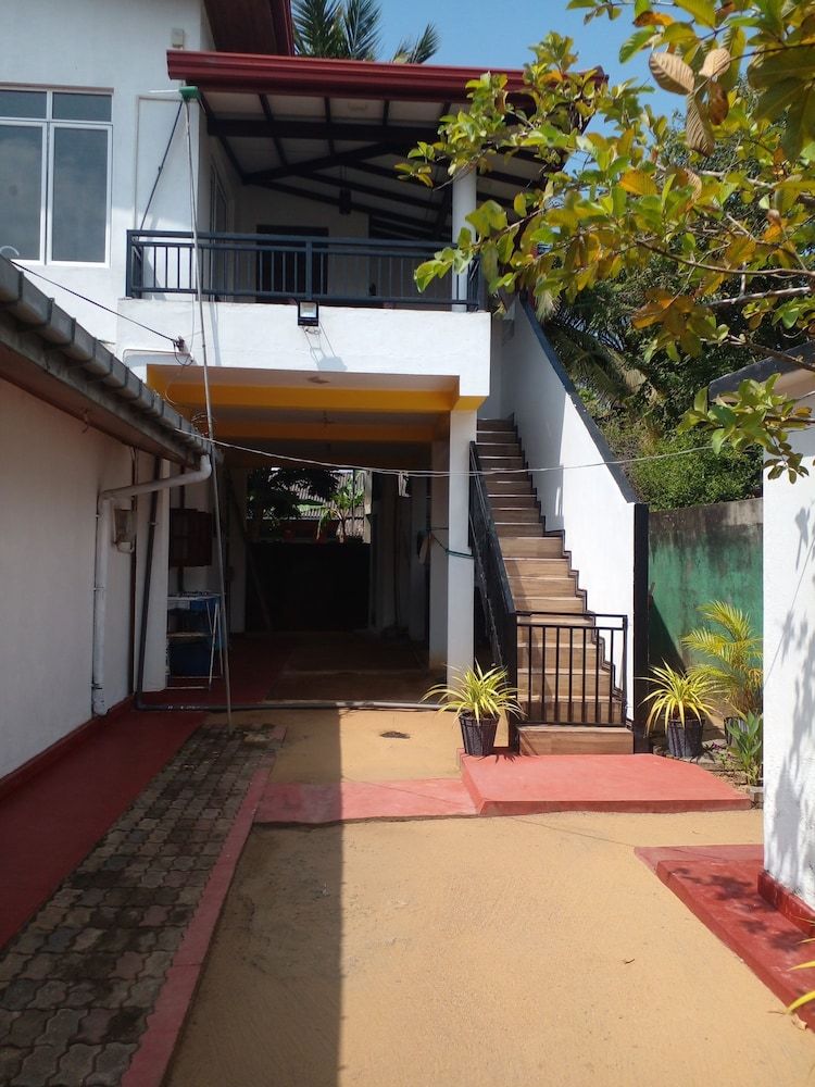 Amible guest home Deluxe Room 19