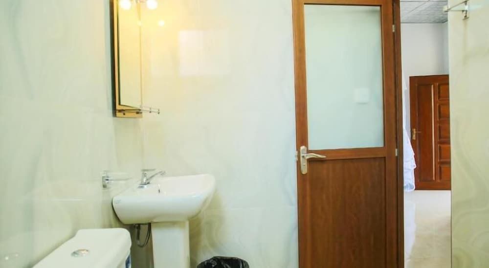 Amible guest home Deluxe Room 15