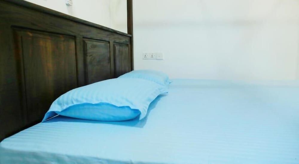 Amible guest home Deluxe Double Room 5