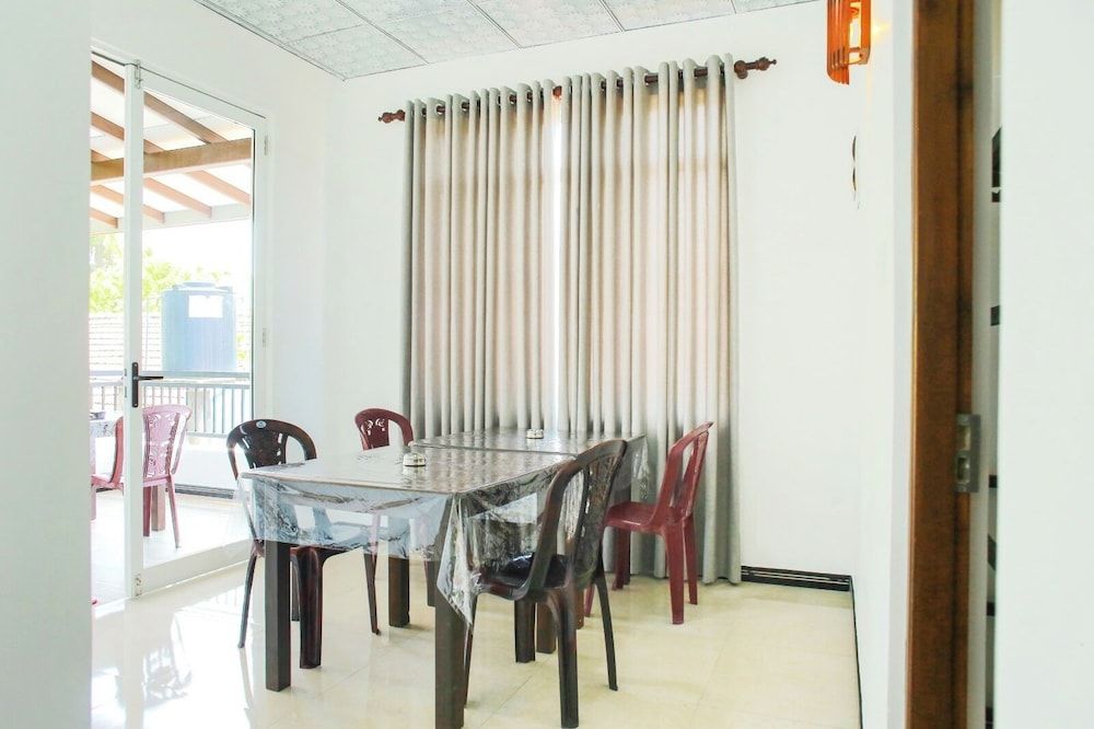 Amible guest home Deluxe Double Room 14