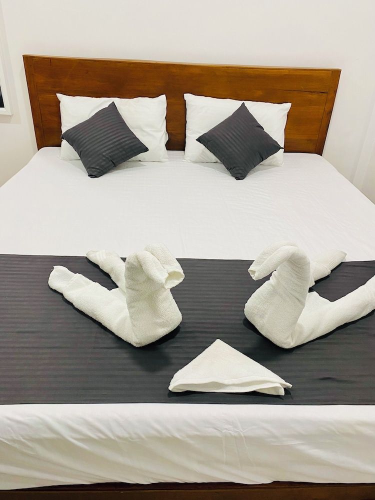 Hotel Jay R Family Triple Room 4