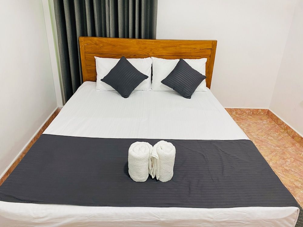 Hotel Jay R Basic Double Room 3