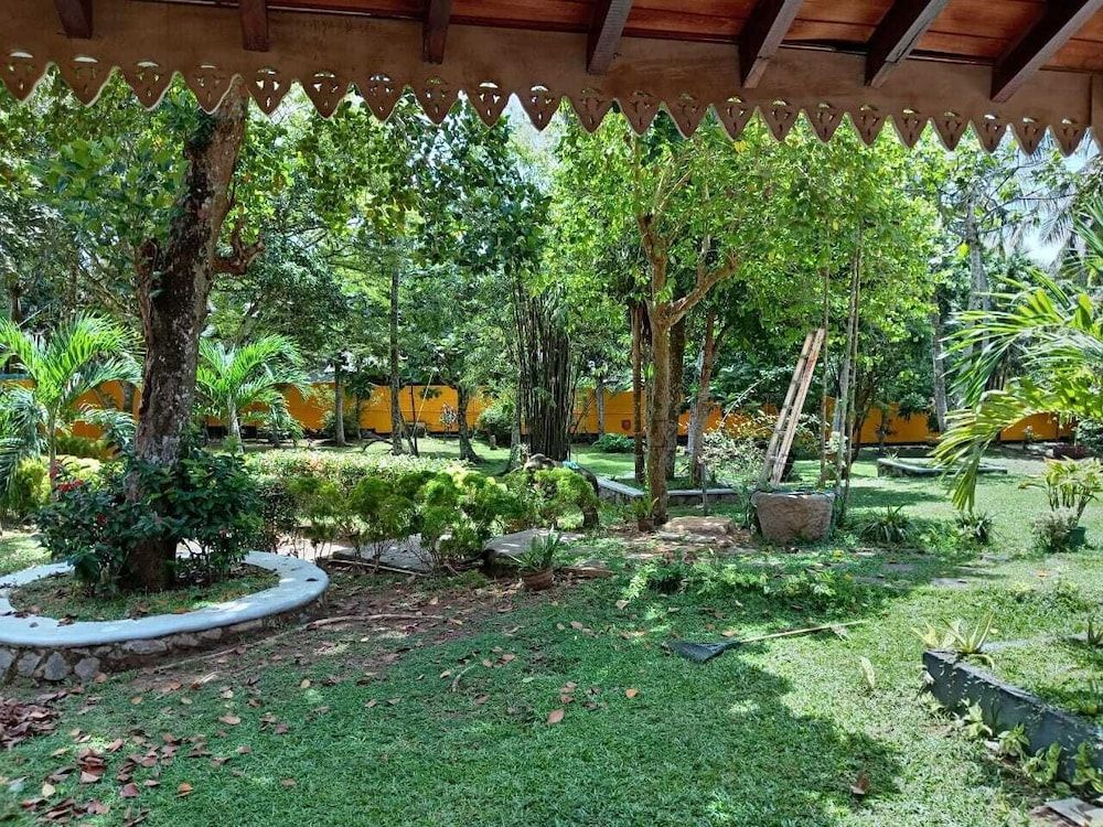 Nidahasa Heritage Villa Standard Room 3