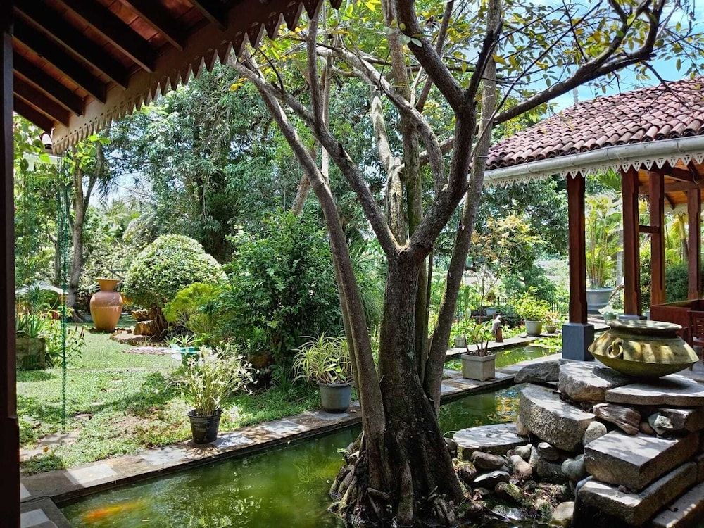 Nidahasa Heritage Villa Comfort Suite, Garden View 4