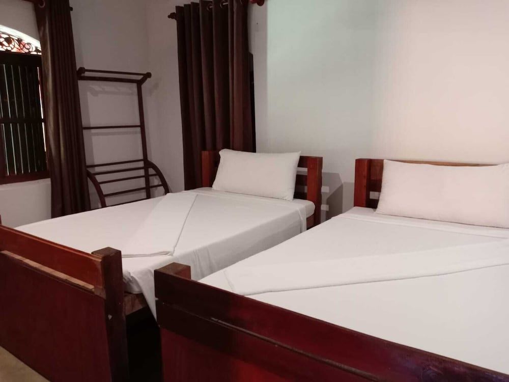 Nidahasa Heritage Villa Standard Room 2