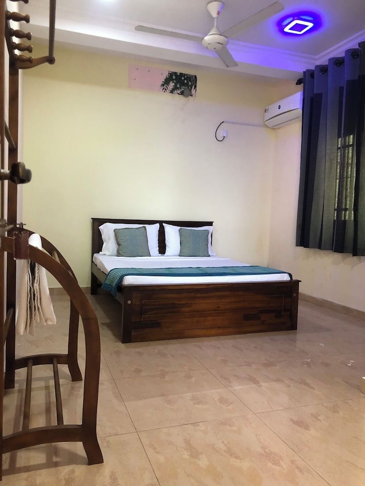 Basic Double Room