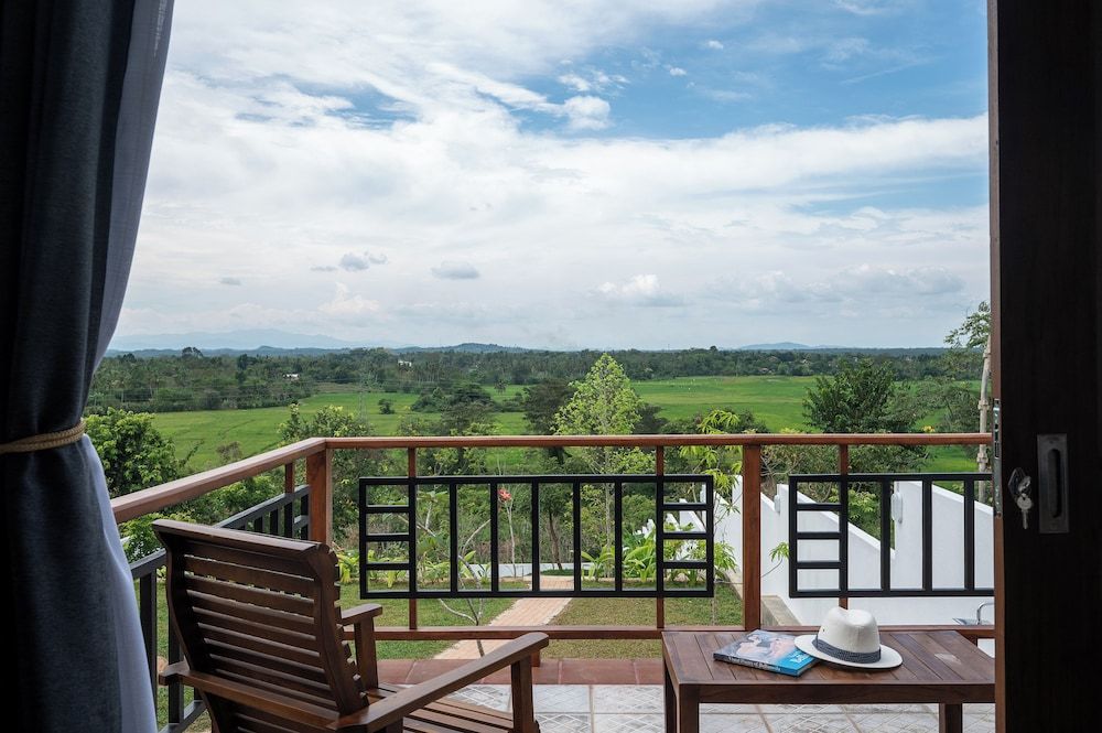 Tangalle Villa Standard Double Room, Pool View 6