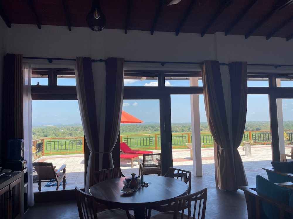 Tangalle Villa Junior Suite, Balcony, Mountain View 6