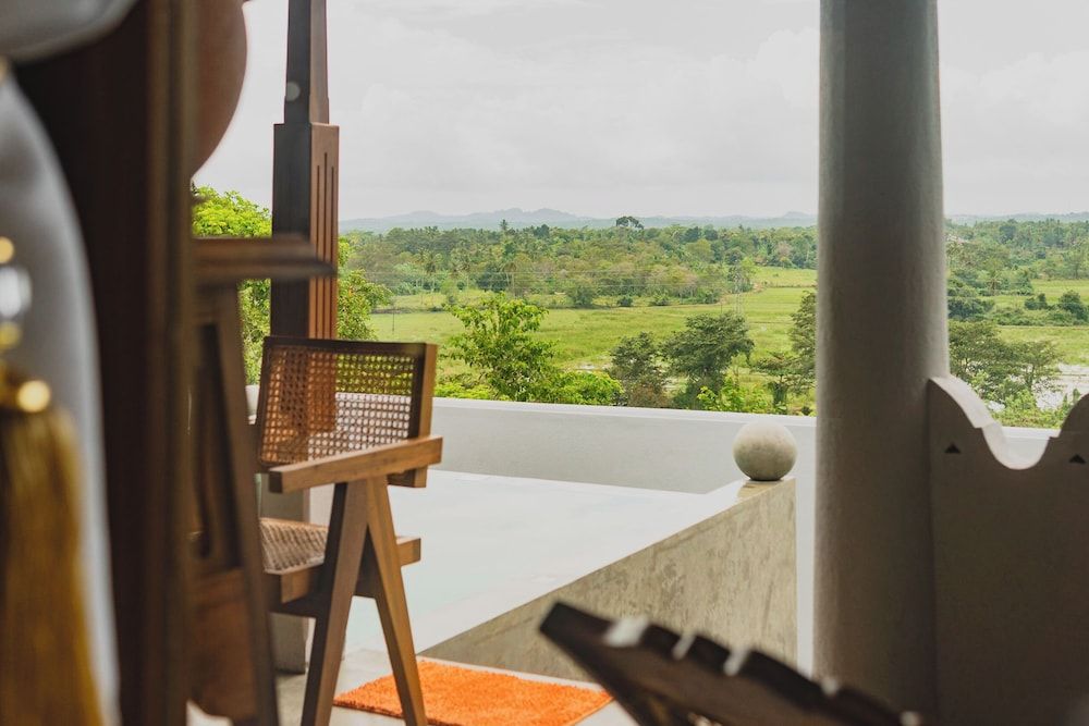 Villa Monkey House Luxury Double Room, Mountain View 11